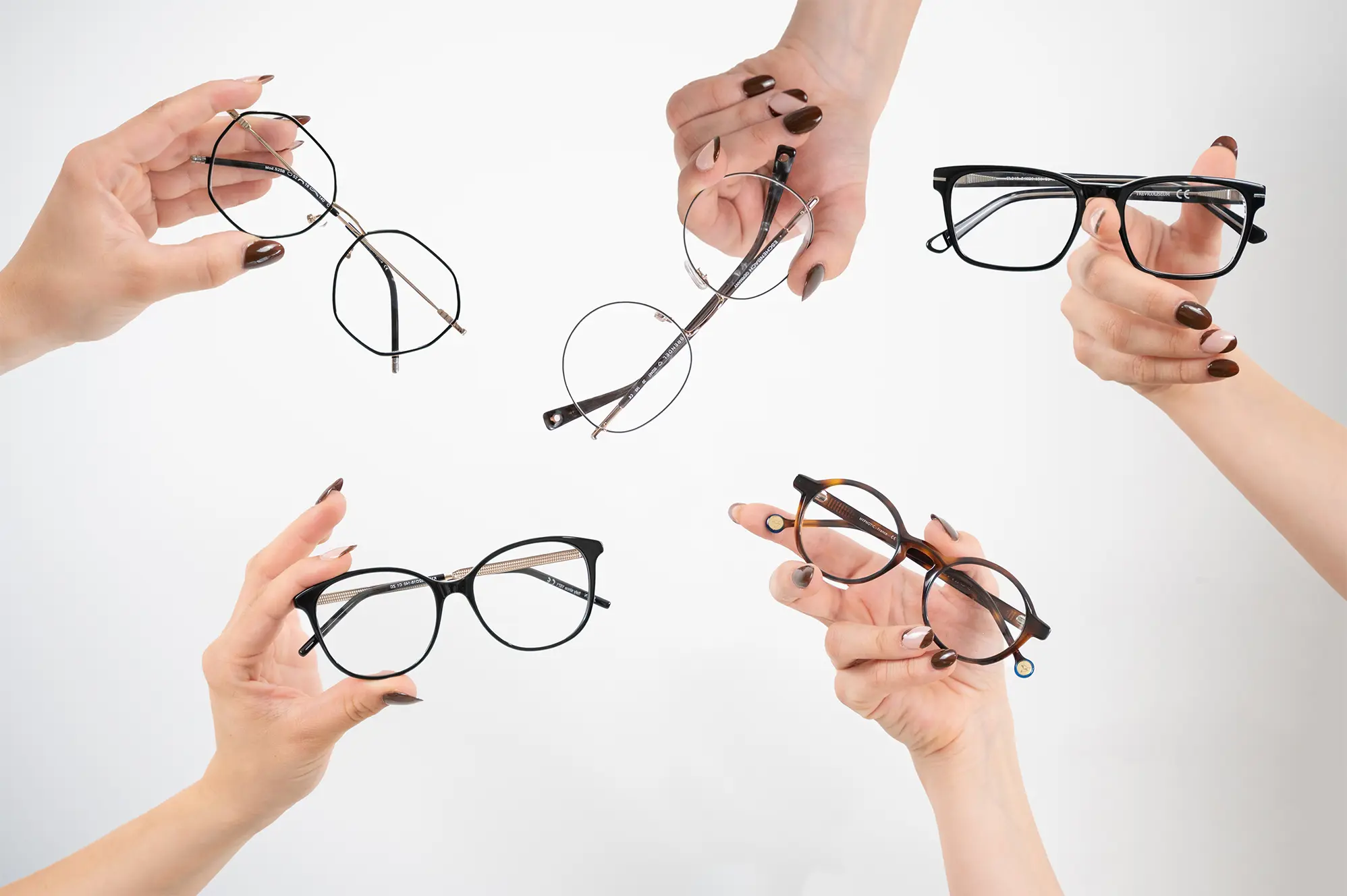 COLLECTIONS POUR LES FEMMES